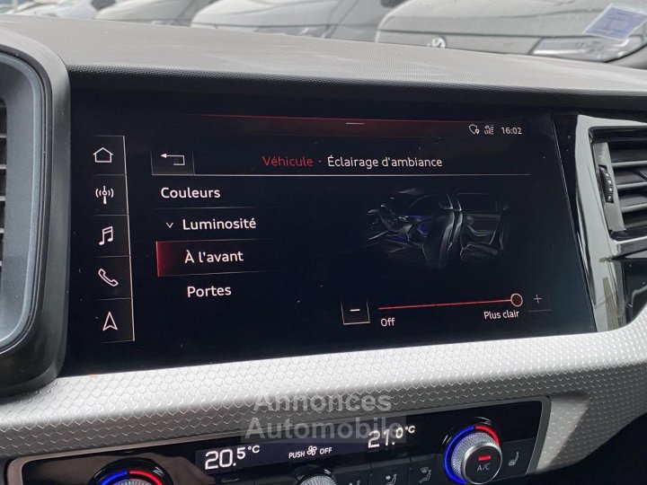 Audi A1 Sportback II 40 TFSI 200 S LINE S TRONIC 7 PACK LAUNCH EDITION - 23