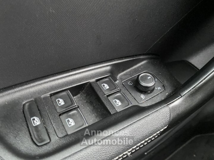 Audi A1 Sportback II 40 TFSI 200 S LINE S TRONIC 7 PACK LAUNCH EDITION - 42