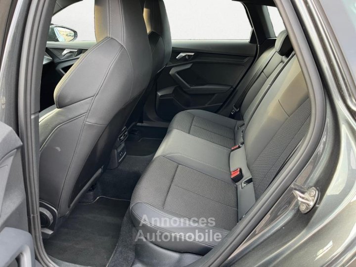 Audi A3 Sportback 15 35 TFSI - 150 - S-Tronic 7 8Y S line - 12