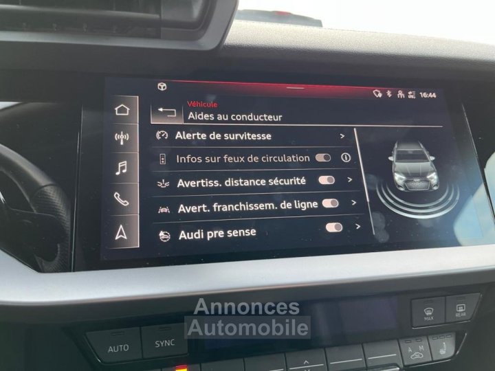 Audi A3 Sportback 15 35 TFSI - 150 - S-Tronic 7 8Y S line - 16