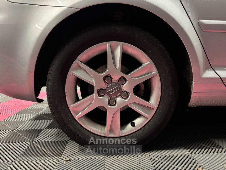 Audi A3 Sportback 16 TDI 105 DPF Ambiente S tronic - 16