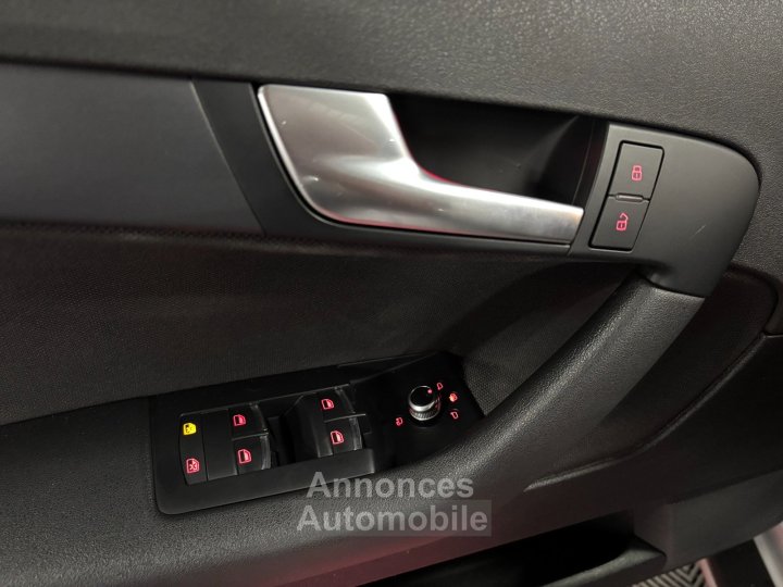 Audi A3 Sportback 16 TDI 105 DPF Ambiente S tronic - 19