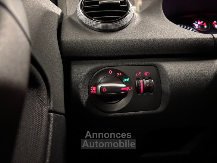 Audi A3 Sportback 16 TDI 105 DPF Ambiente S tronic - 26