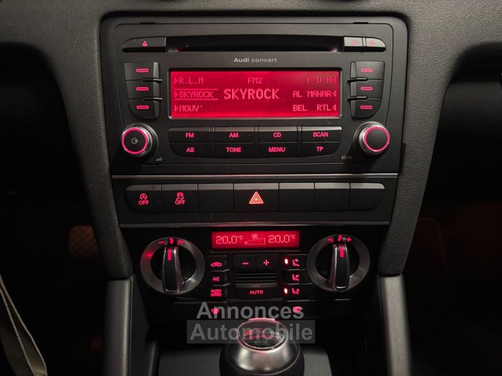 Audi A3 Sportback 16 TDI 105 DPF Ambiente S tronic - 27