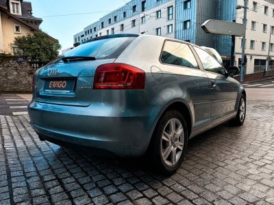 Audi A3 16 tdi 105 attraction s&s (distri faite) - 2