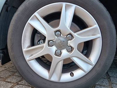 Audi A3 16 tdi 105 attraction s&s (distri faite) - 12