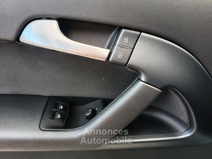 Audi A3 16 tdi 105 attraction s&s (distri faite) - 26