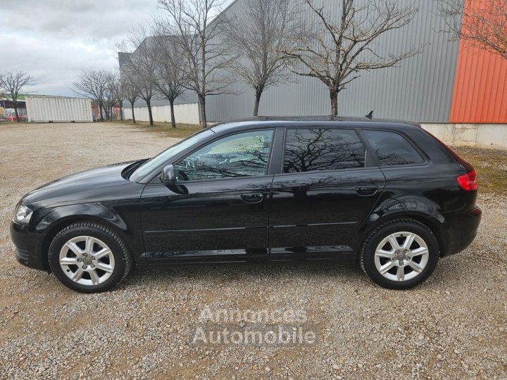 Audi A3 Sportback 20 TDI 140CH S TRONIC Tr&egrave;s Bon Etat - 3