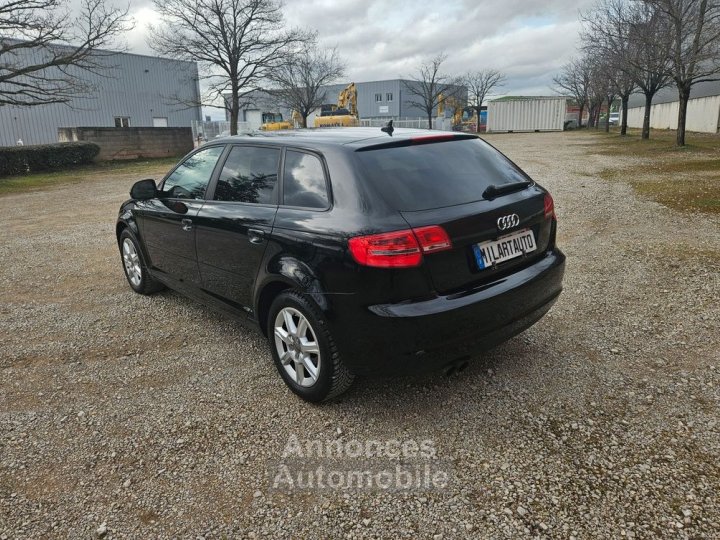 Audi A3 Sportback 20 TDI 140CH S TRONIC Tr&egrave;s Bon Etat - 4