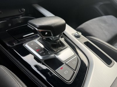 Audi A4 AVANT 40 TDI 204CH S LINE TRONIC 7 - 23