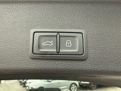 Audi A4 AVANT 40 TDI 204CH S LINE TRONIC 7 - 29