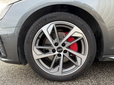 Audi A4 AVANT 40 TDI 204CH S LINE TRONIC 7 - 30