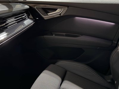 Audi Q4 E-Tron 45 285 ch 82 kWh   - 18