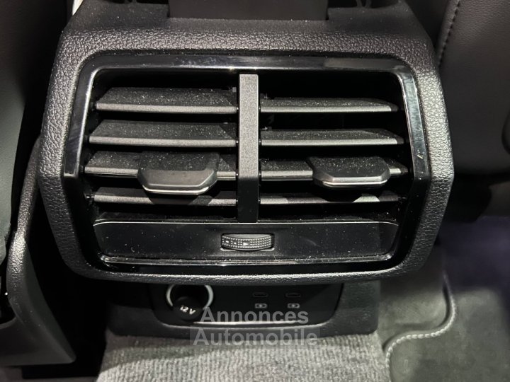 Audi Q3 45 TFSIe 245 ch S tronic 6 S line - 24