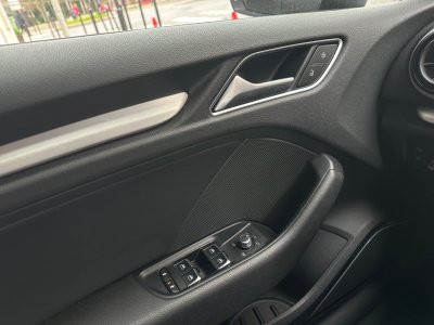 Audi S3 SPORTBACK 20 L TFSI 300 CV Quattro S-Tronic 6   - 35