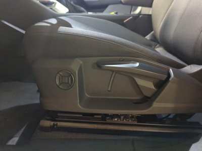 Audi Q3 Quattro 20 40 TDI - 200 - BV S-tronic 2019 S Line   - 8