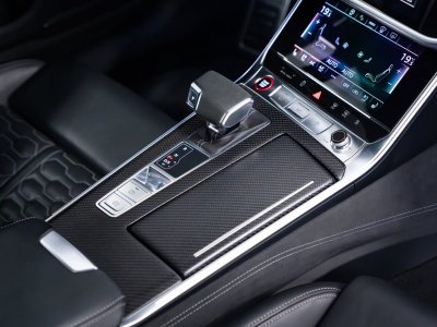 Audi RS6 Avant   - 18