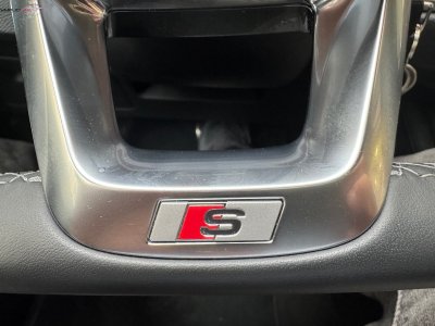 Audi Q3 Sportback 45 TFSIe 245 ch S tronic 6 S line   - 19