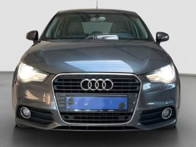 Audi A1 Sportback 12 TFSI 86ch Attraction boite manuelle - 2
