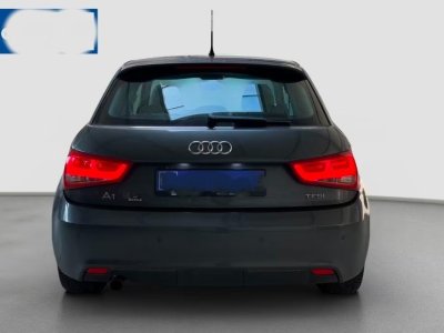 Audi A1 Sportback 12 TFSI 86ch Attraction boite manuelle - 5