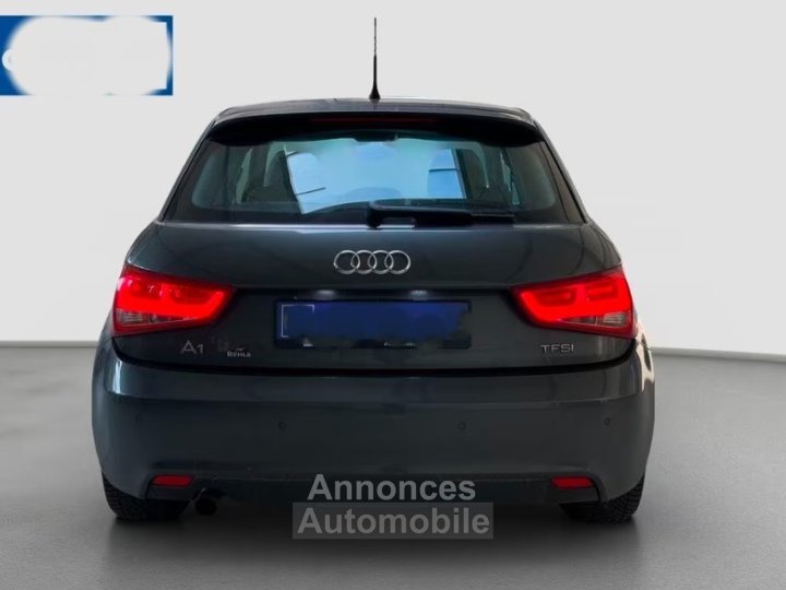 Audi A1 Sportback 12 TFSI 86ch Attraction boite manuelle - 5