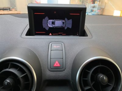 Audi A1 Sportback 12 TFSI 86ch Attraction boite manuelle - 13