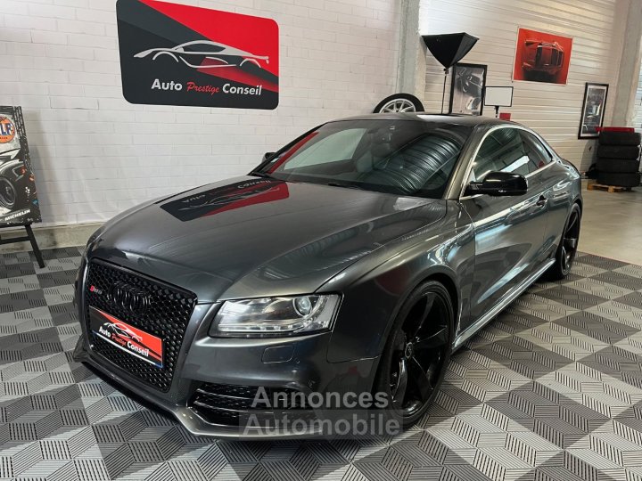 Audi RS5 V8 42 FSi 450 Quattro S Tronic 7 - 1