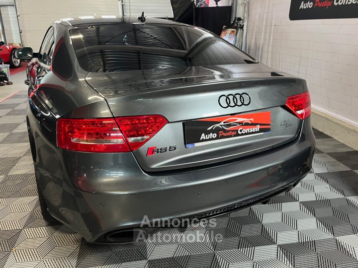 Audi RS5 V8 42 FSi 450 Quattro S Tronic 7 - 16