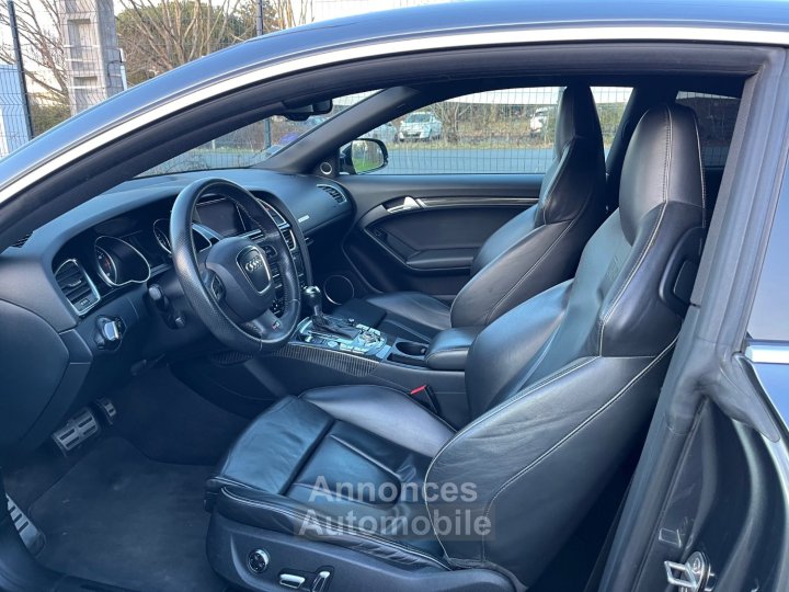 Audi RS5 V8 42 FSi 450 Quattro S Tronic 7 - 24