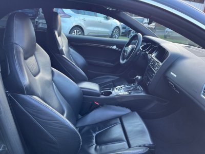 Audi RS5 V8 42 FSi 450 Quattro S Tronic 7 - 26