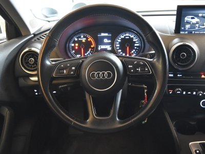 Audi A3 Sportback 20 TDI 150 S tronic 6 Design Luxe   - 16