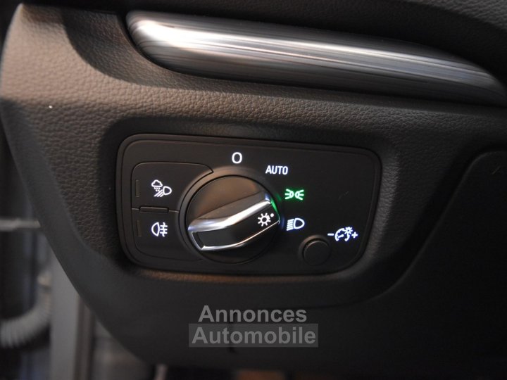 Audi A3 Sportback 20 TDI 150 S tronic 6 Design Luxe - 24