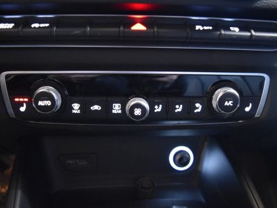 Audi A3 Sportback 20 TDI 150 S tronic 6 Design Luxe   - 25