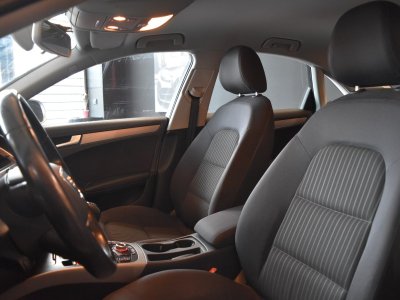 Audi A4 BUSINESS 18 TFSI 170 Business Line   - 9