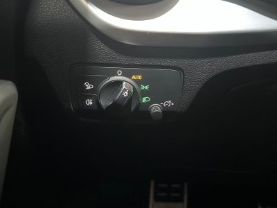 Audi Q2 S Line 16 TDI 116 ch S tronic 7 ~ Climatisation auto bi-zone ~ Radars AR ~ Freins à mains électrique ~ Régulateur - 15