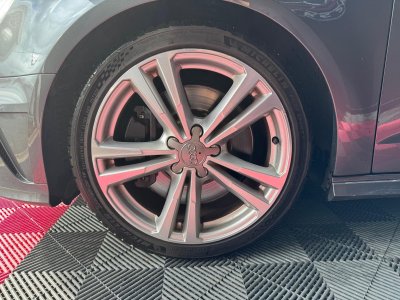 Audi S3 20 TFSI 300 Quattro S-Tronic 6 / ENTRETIEN / SIEGES CHAUFFANTS / NAVIGATION   - 25