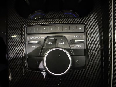 Audi A4 AVANT 30 TDI 122 S tronic 7 Design Luxe - 30