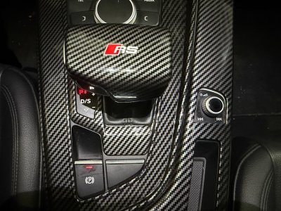 Audi A4 AVANT 30 TDI 122 S tronic 7 Design Luxe - 31