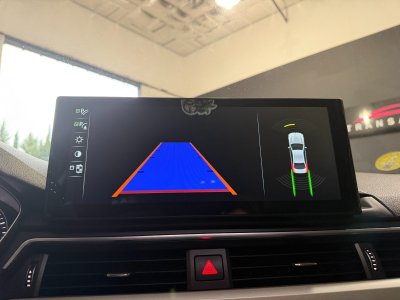 Audi A4 AVANT 30 TDI 122 S tronic 7 Design Luxe - 32