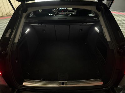 Audi A4 AVANT 30 TDI 122 S tronic 7 Design Luxe - 35