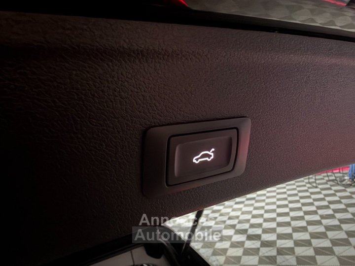 Audi A4 AVANT 30 TDI 122 S tronic 7 Design Luxe - 36