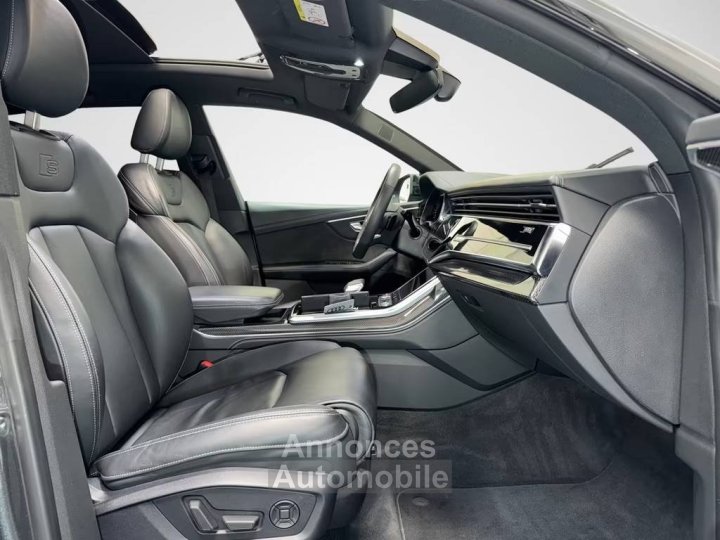 Audi SQ8 40 TDI QU BLACK PANO AHK 360 MATRIX H - 15