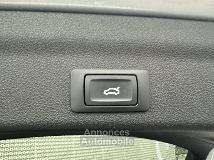 Audi A6 AVANT Avant 55 TFSIe 367 ch S tronic 7 Quattro Competition - 12