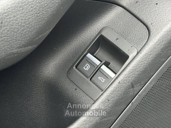 Audi A6 AVANT Avant 55 TFSIe 367 ch S tronic 7 Quattro Competition - 14