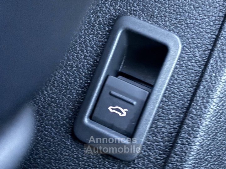 Audi Q3 35 TDI 150 ch S tronic 7 S line plus - 27