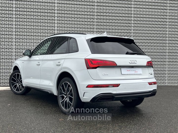 Audi Q5 40 TDI 204 S tronic 7 Quattro S line - 4