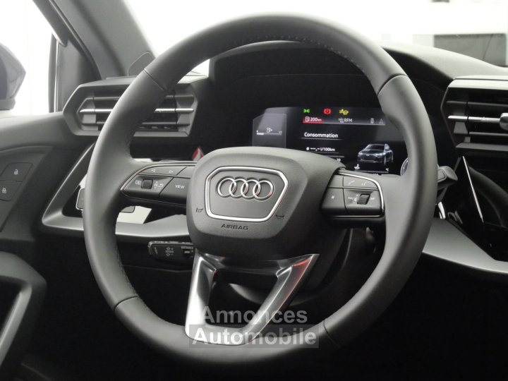 Audi A3 PI ALLSTREET 35 TFSI 150 S TRONIC 7 FINITION AVUS - 9
