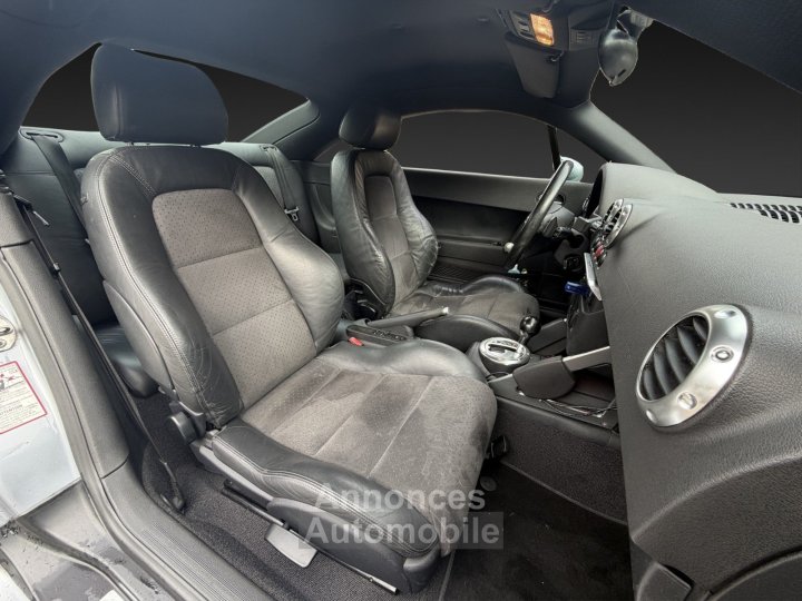 Audi TT 32 V6 Quattro DSG / Son Bose / Si&egrave;ges Chauffants - 10