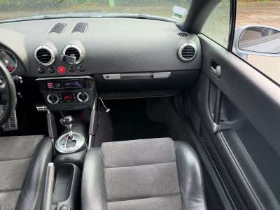 Audi TT 32 V6 Quattro DSG / Son Bose / Si&egrave;ges Chauffants   - 14