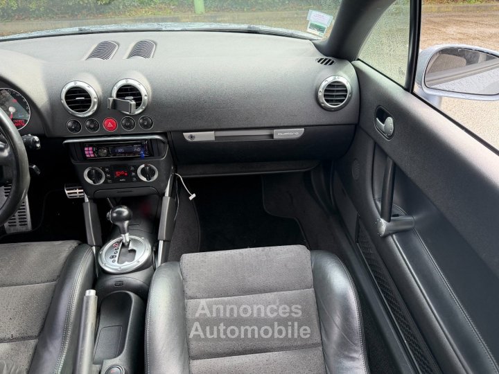 Audi TT 32 V6 Quattro DSG / Son Bose / Si&egrave;ges Chauffants - 14